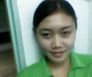 Joanna đi trong bản chất của một chiếc xe hơi, cô thủ dâm trong khi anh chich nhau lái xe