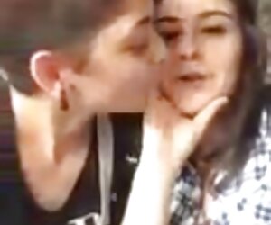 Da đen, hàng xóm muốn một con chó dit nhau ra nhieu nuoc trắng