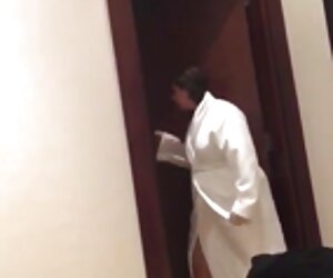 Thiên xxx dit nhau tài Zhigalo cũng đi qua một cái lỗ trong cốp xe