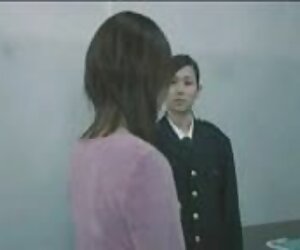 Monica tro choi chich nhau