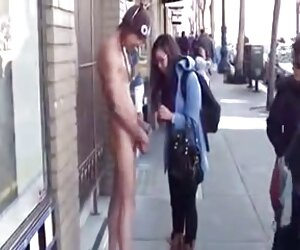 Nóng Natalia trên những dit nhau voi ba gia tảng đá
