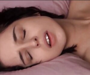 Jolie và phim dụ nhau tina