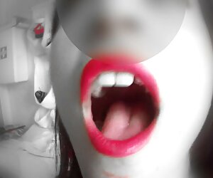 Đóng đinh phim dit nhau trong nha tam khiêu dâm cho một cô gái